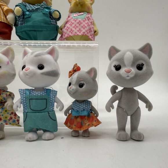 Sylvanian Families Calico Critters Lil Woodzeez Lot Mixed Rabbit Sheep Cat More - Picture 6 of 7